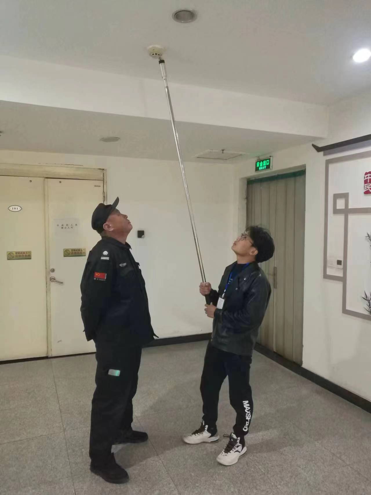 8888eb5257c51f756d8c4ecf2c821a8.jpg