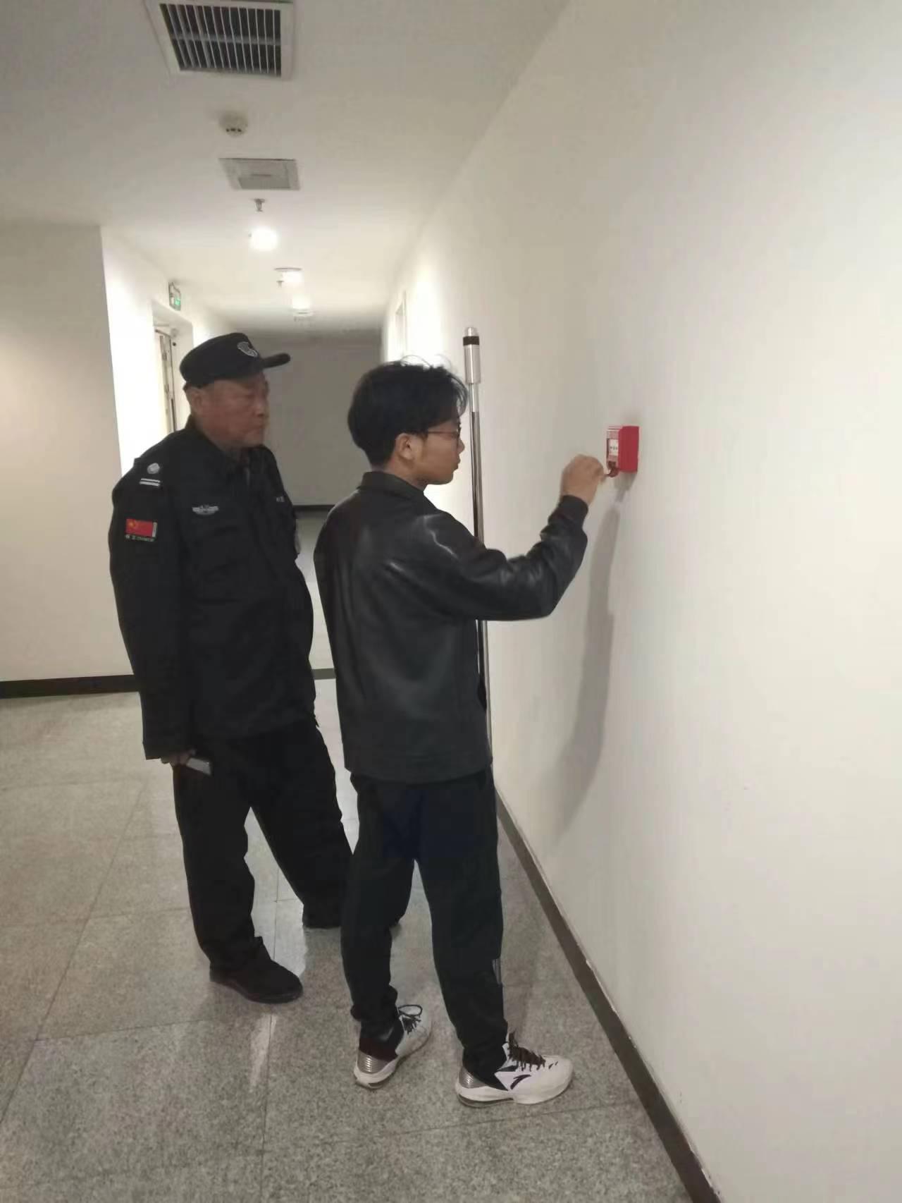 3232.jpg